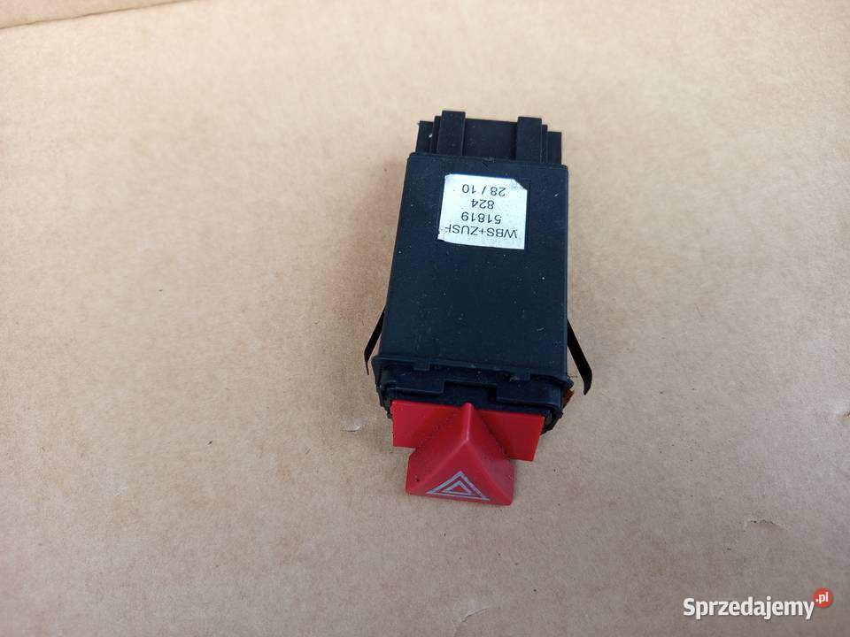 Audi A6 C5 włącznik świateł awaryjnych 51819824