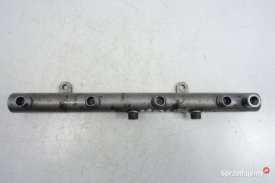 Audi A8 D3 42 TDI V8 LISTWA WTRYSKOWA PRAWA