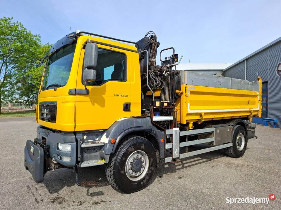 Wywrotka 4x4 z dzwigiem nie Wywrotki Wywrotki Warszawa