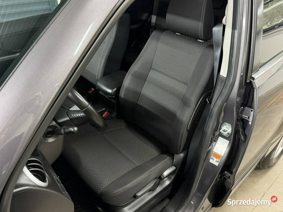 Suzuki Grand Vitara 24 39tyśkm salon serwis ASO nieuszkodzony Chechło sprzedam