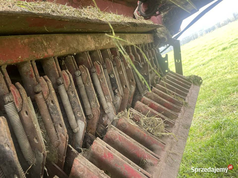 Przyczepa samozbierająca strautamnn vites 260 do Mały Płock sprzedam