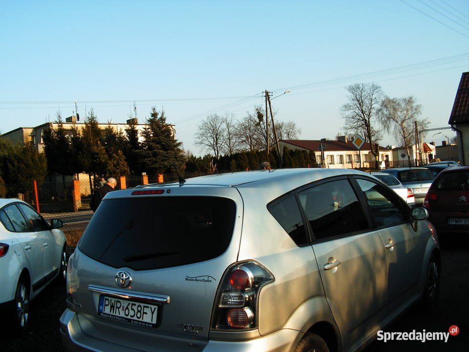Toyota Corolla Verso 22 D4D 177 2009 r tempomat wielkopolskie Września