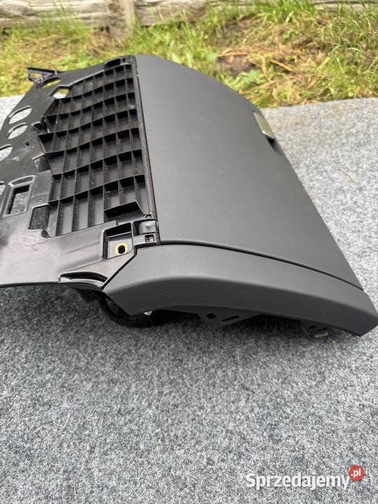 Schowek z Audi a5 8t 2015 Torzym