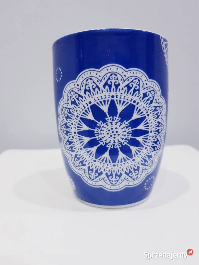 Kubek ceramiczny z imitacją haftu Dąbrowa Górnicza