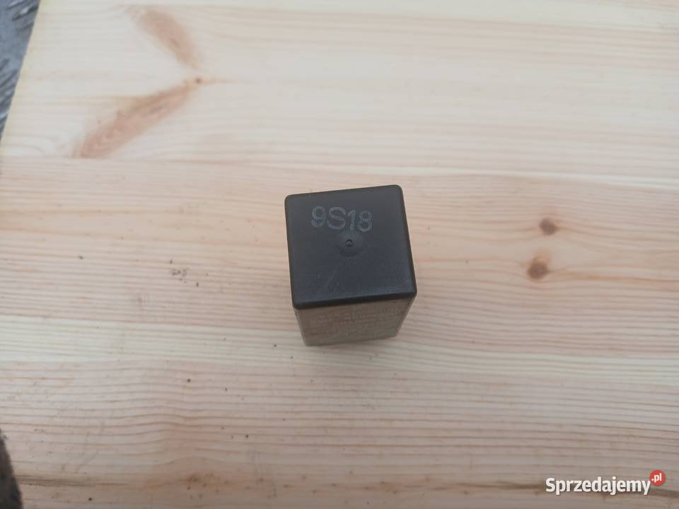 Przekaźnik 92861510101 Porsche 944 lift Radłów