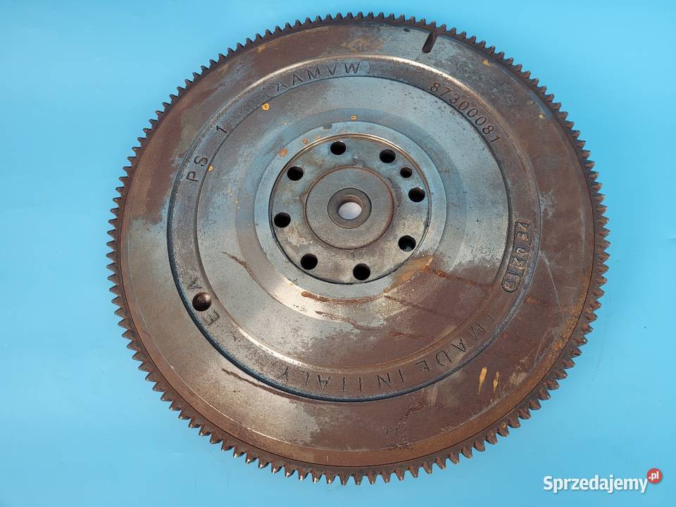 CASE IH PUMA 145 12r KOŁO ZAMACHOWE 87300082