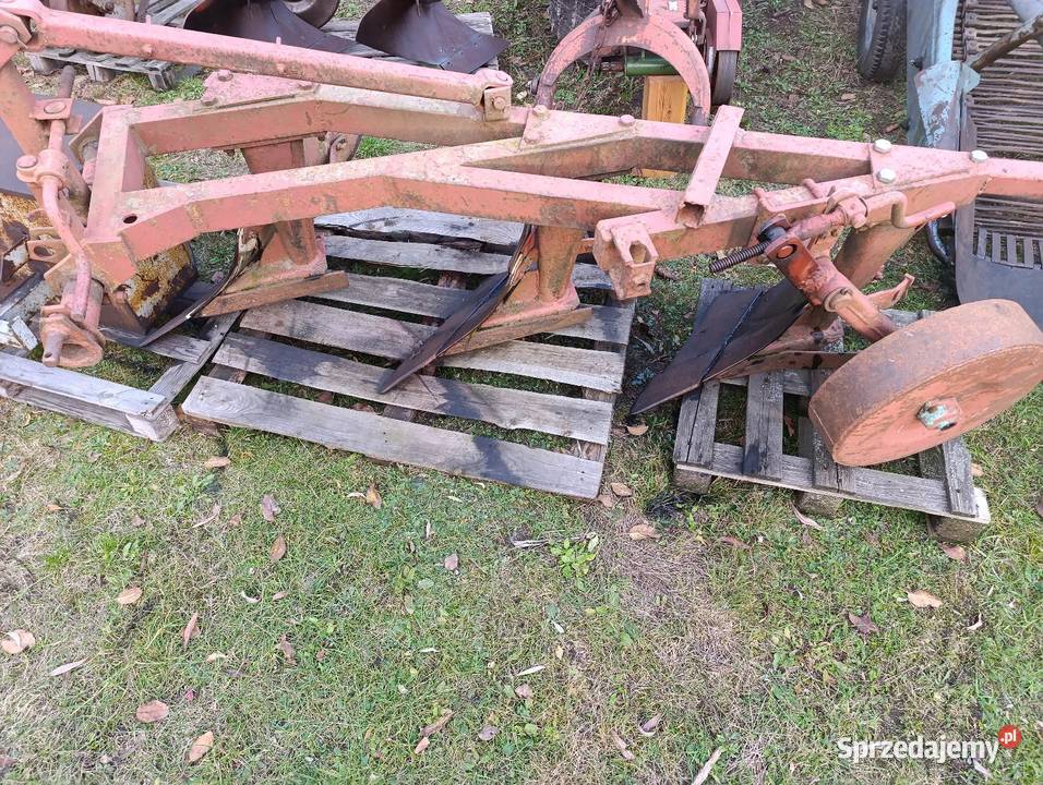 Pług 3 skibowy
