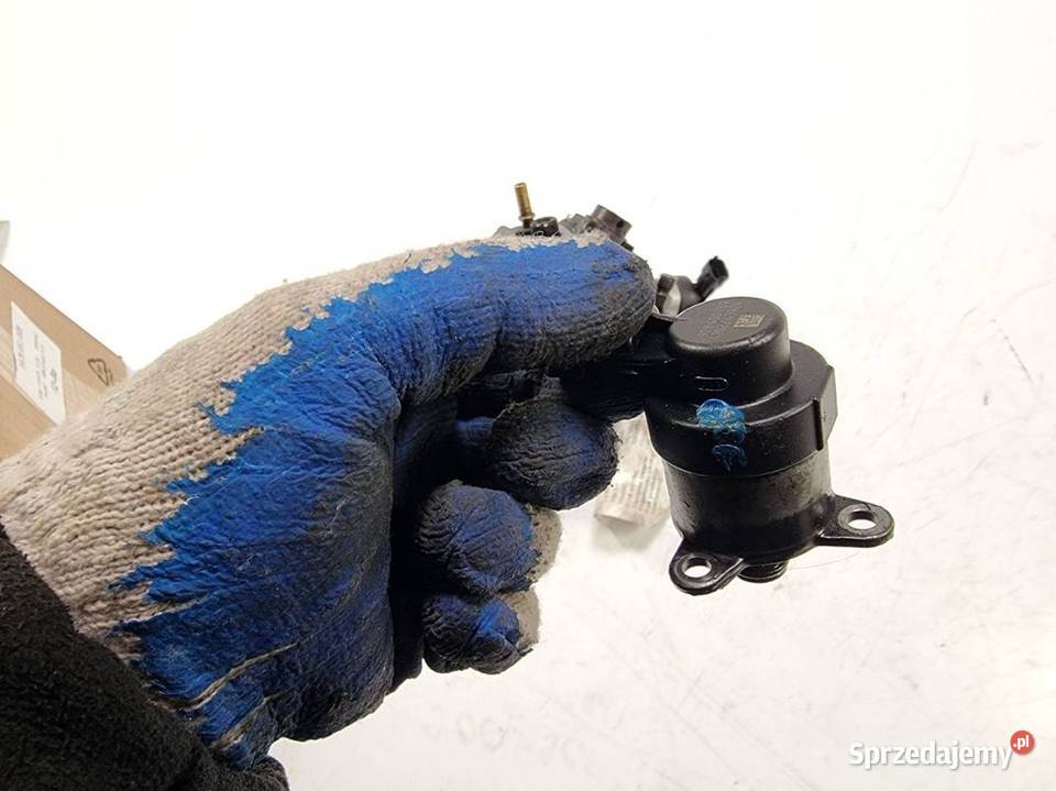 POMPA WTRYSKOWA RENAULT MASTER III 8200950493 osobowe