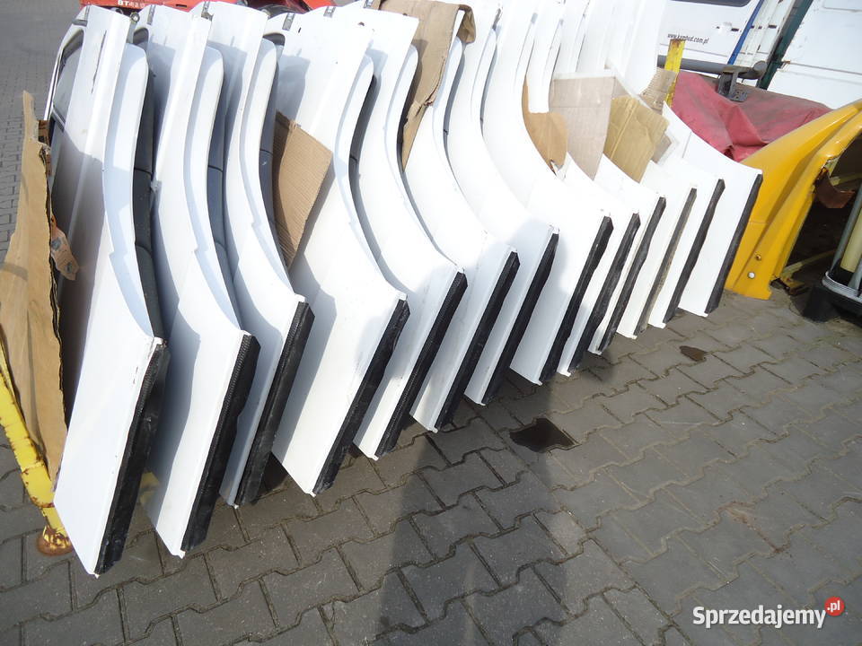 DRZWI PRZEDNIE PRAWE MERCEDES VARIO 609 811 Karoseria Radom