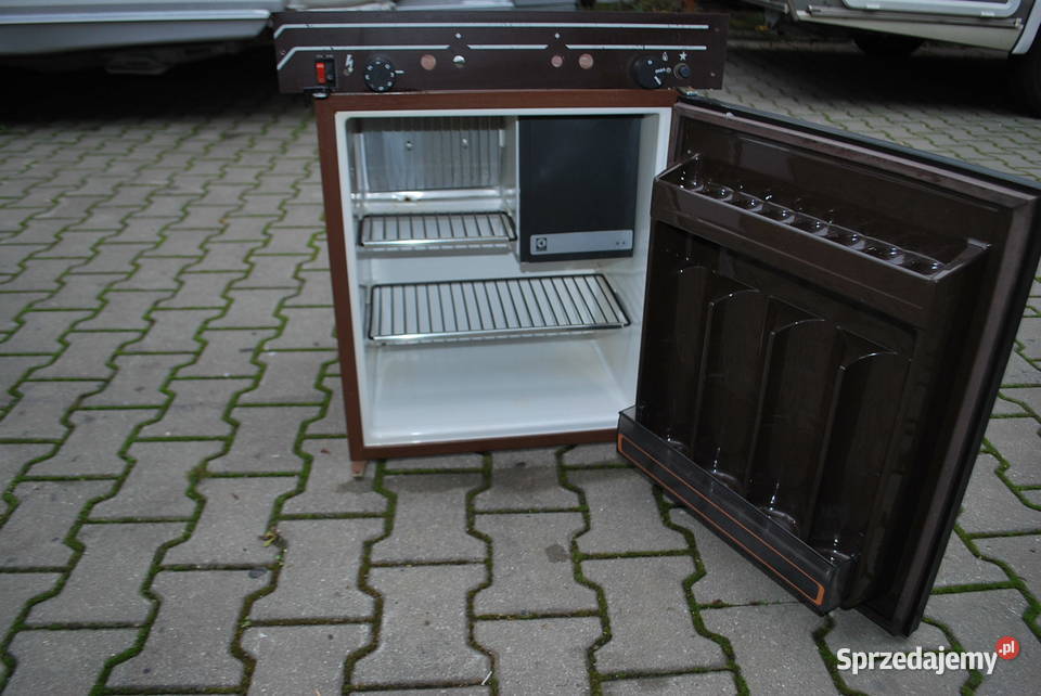 Lodówka ELECTROLUX RM200B 12V 220V GAS do Grzebowilk
