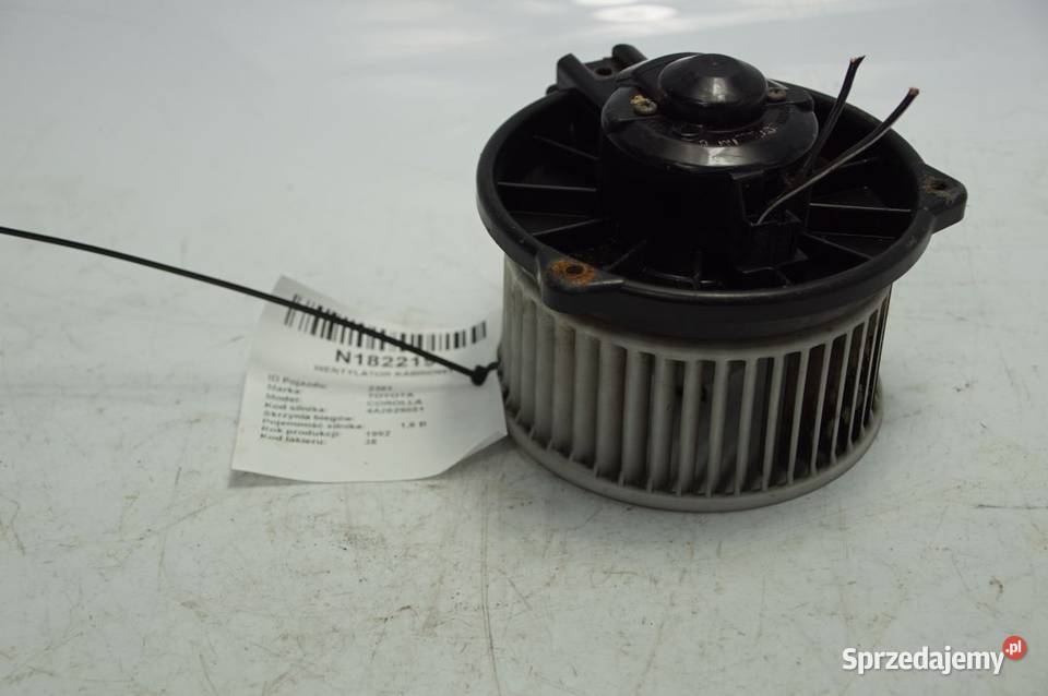 WENTYLATOR KABINOWY TOYOTA COROLLA Lipno