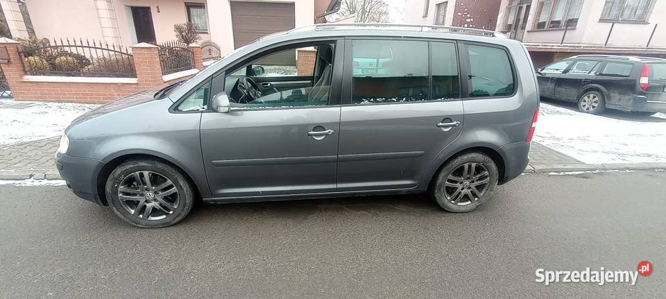 VW Touran 5 osobowy 1900 TDI zamiana czujnik parkowania Paczków