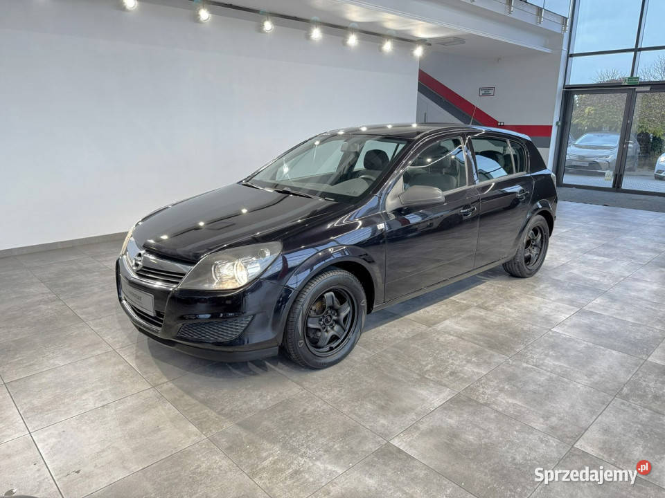 Opel Astra 16 116 M5 2011 r salon klimatyzacja możliwa zamiana Myślenice