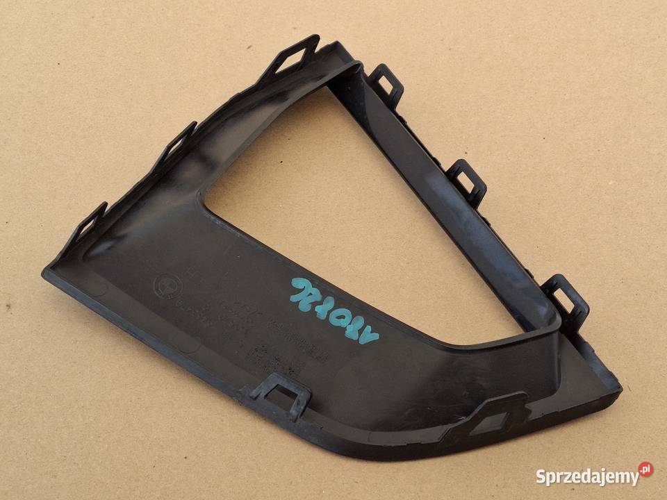 BMW 5 G30 G31 LIFT KRATKA ZDERZAKA LEWA PRZÓD osobowe Bieleń