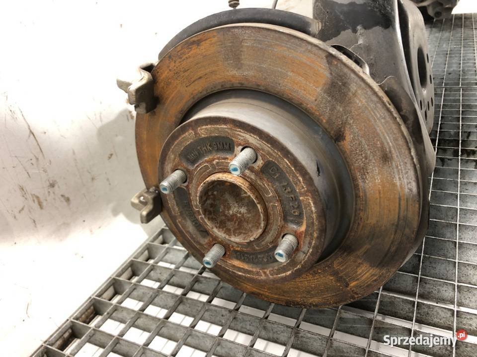 BELKA TYŁ FORD ECOSPORT SUV TYLNA ZAWIESZENIA Belki zawieszenia