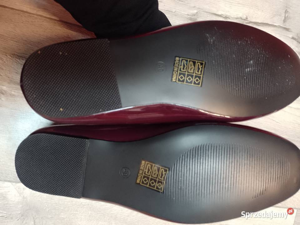 40 Burgundowe fioletowe baleriny wieczorowe z sprzedam