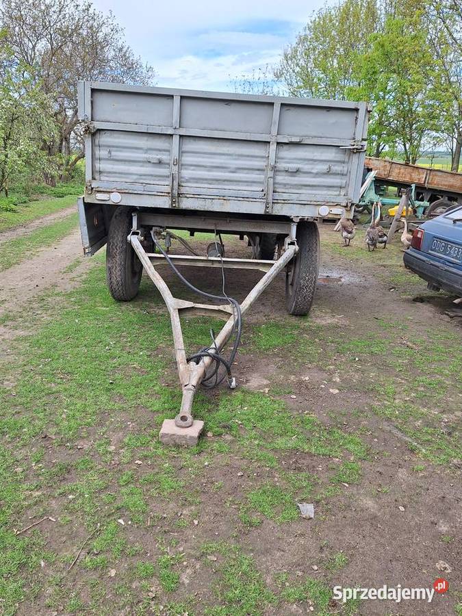 Sprzedam dwie przyczepy rolnicze autosan 1984 i opolskie