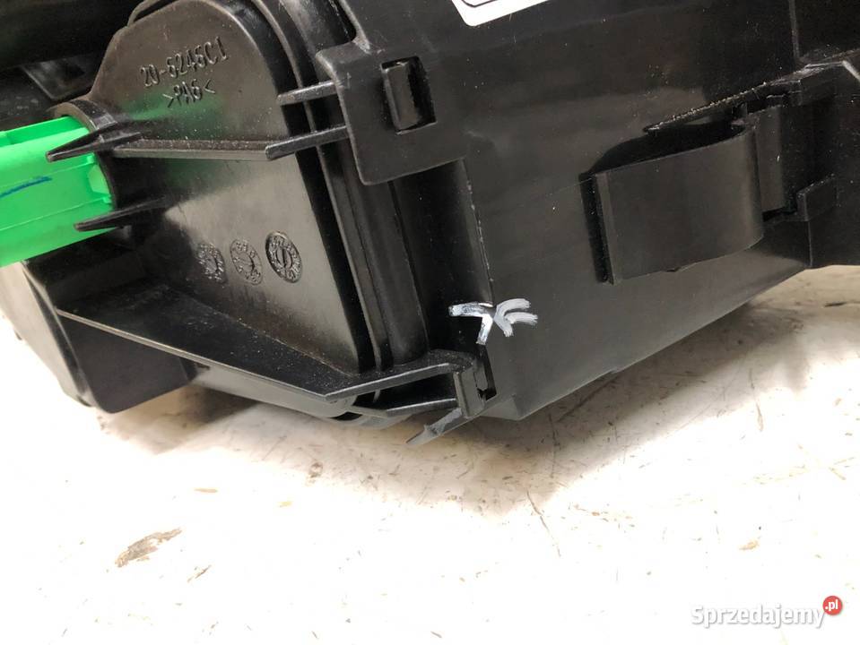 Ford Mondeo Mk3 102000032007 Reflektor Lampa Lampy przednie świętokrzyskie sprzedam