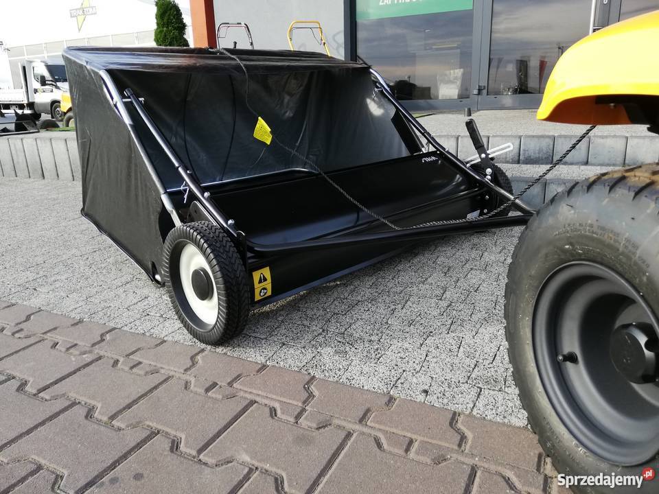 Najtańszy nowy traktor kosiarka z zamiatarką Kobiele Wielkie sprzedam