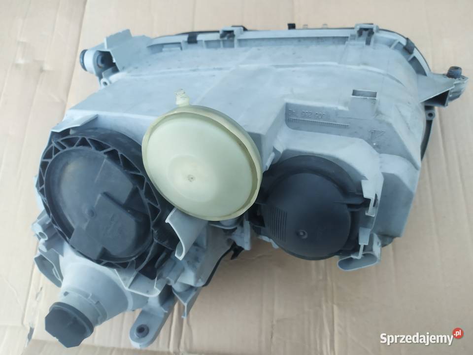 Mercedes cklasa w203 sedan kombi lampa lewa Lampy przednie łódzkie Ksawerów sprzedam