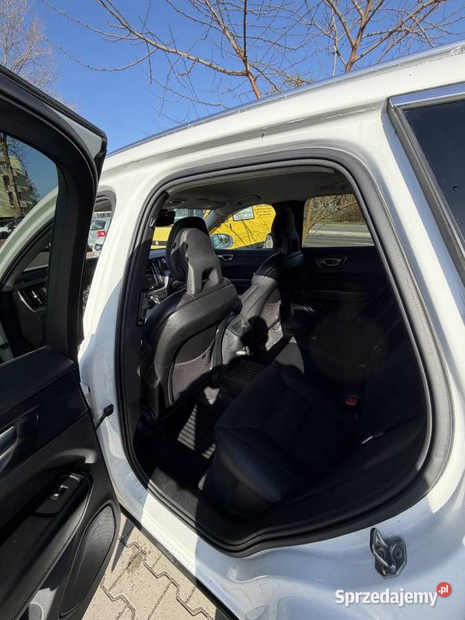 Volvo XC60 1 właściciel ASO Świnoujście