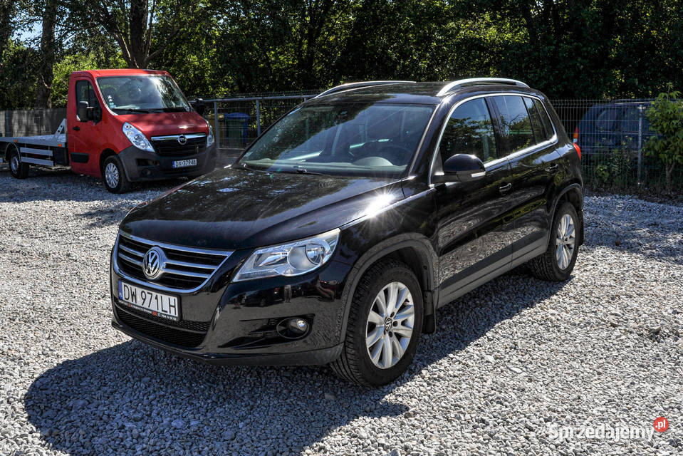 Volkswagen Tiguan 20TSI 4Motion Salon 1 1984cm3 Wrocław