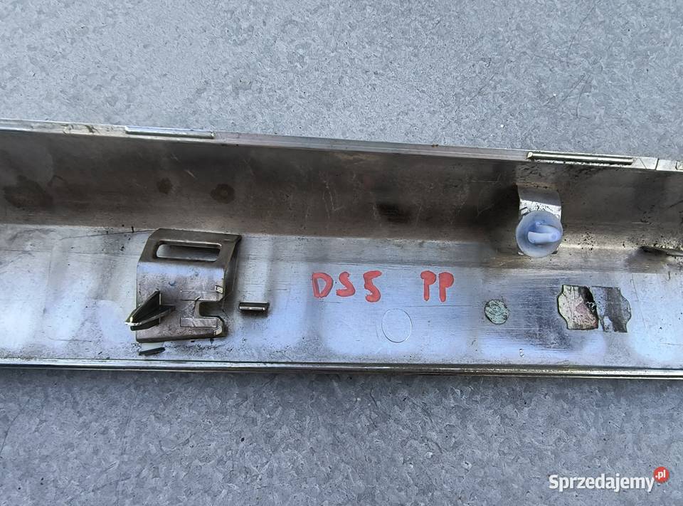 Listwa drzwi przód lewa prawa chrom DS5 citroen Kakonin