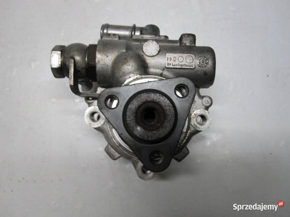 AUDI A3 32 V6 4X4 04R 250 8E0145155P POMPA osobowe
