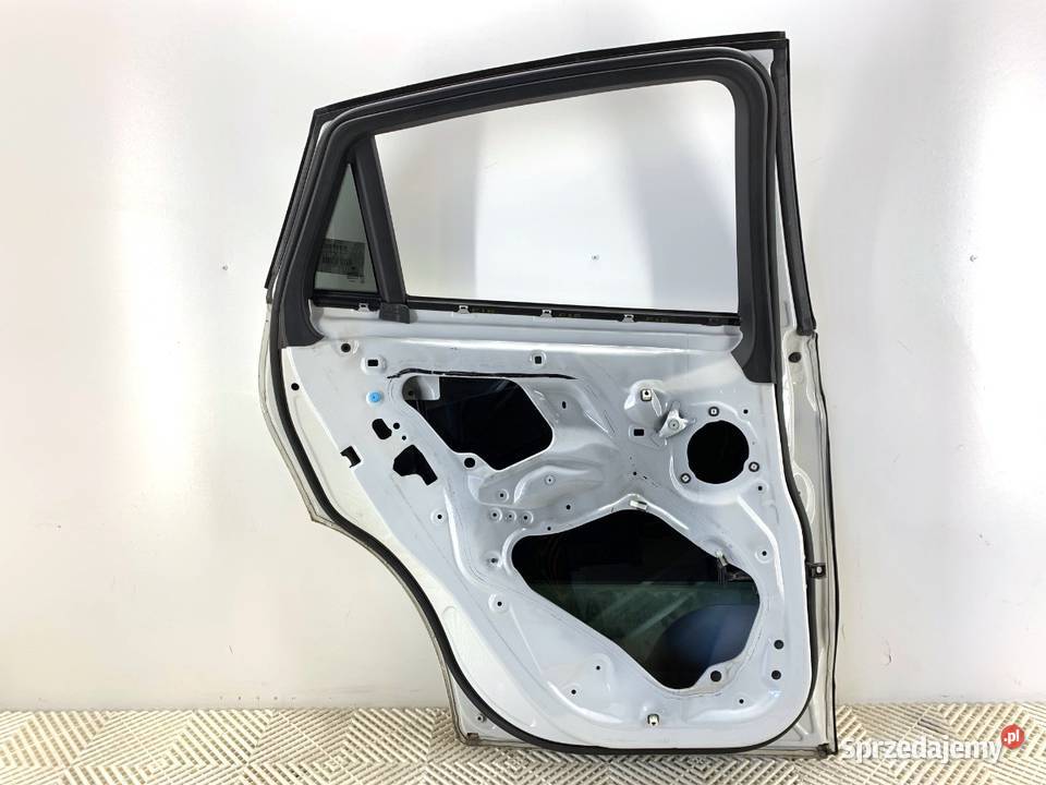 DRZWI LEWY TYŁ A960 BMW F16 SUV 1419