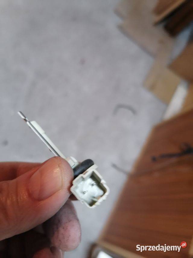 Ford Focus czujnik temperatury powietrza