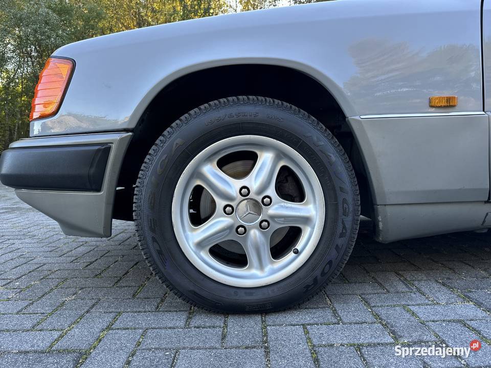 Mercedes 200E W124 z 1989 roku AUTOMAT miłośnika Częstochowa sprzedam