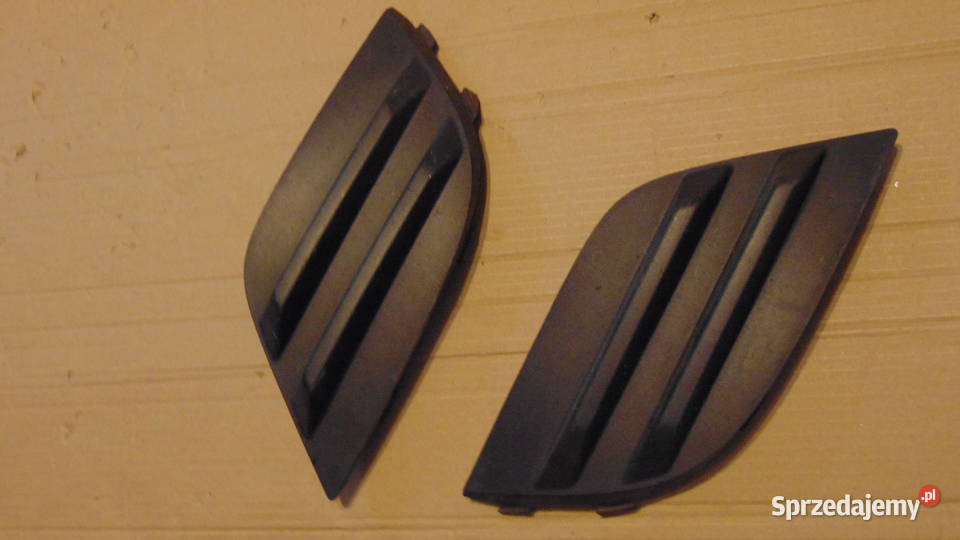 Renault Clio IV lift kratka zderzaka przód lewa Białystok