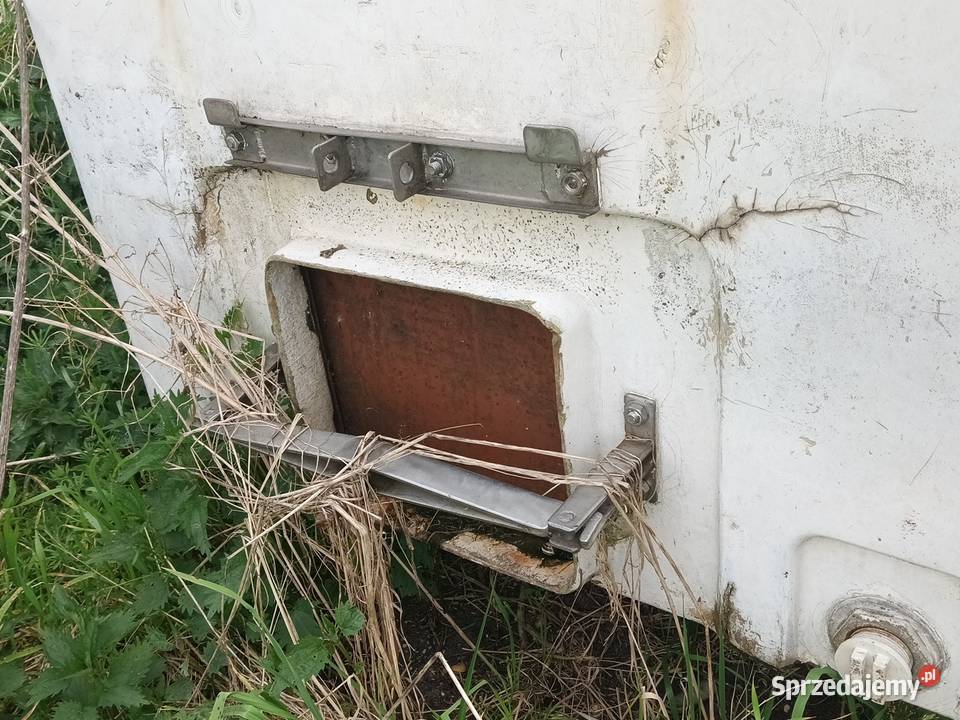 Zbiornik do transportu ryb SDK 2400 litrów Radomsko