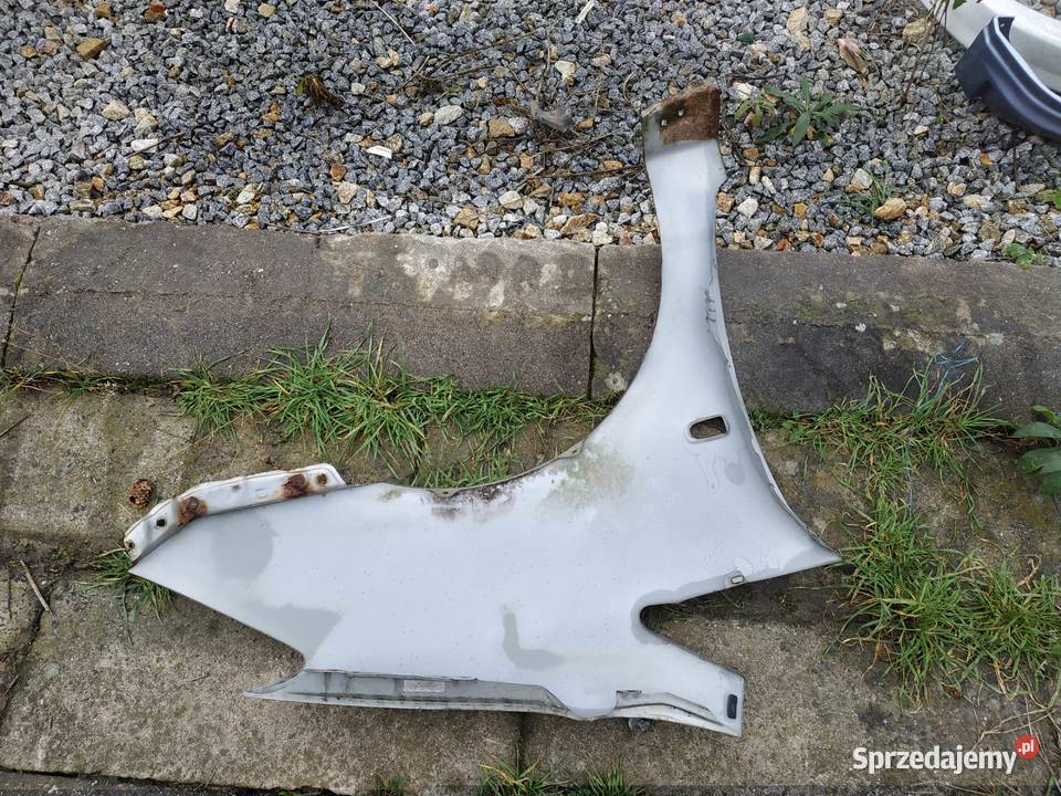 Toyota corolla verso 2000 2001 2003 błotnik lewy dolnośląskie Wrocław