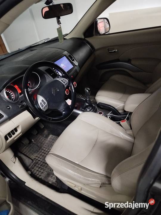 Citroen CCrosser Łuków