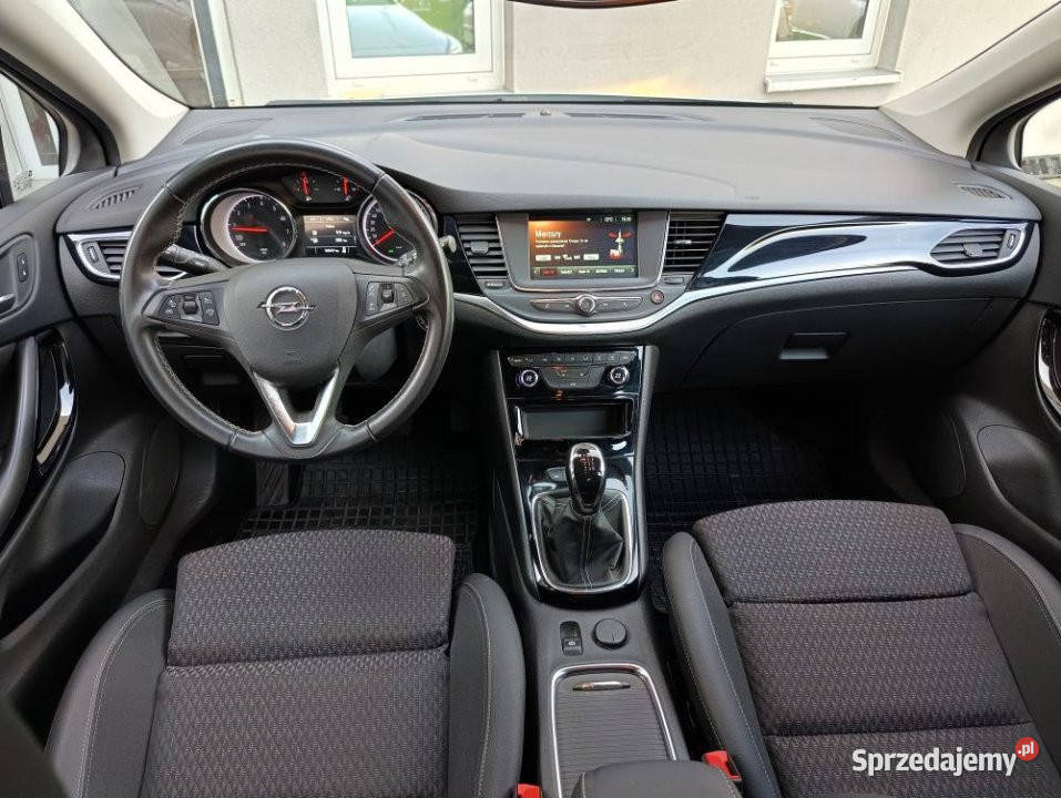 Opel Astra 2019r Krajowy