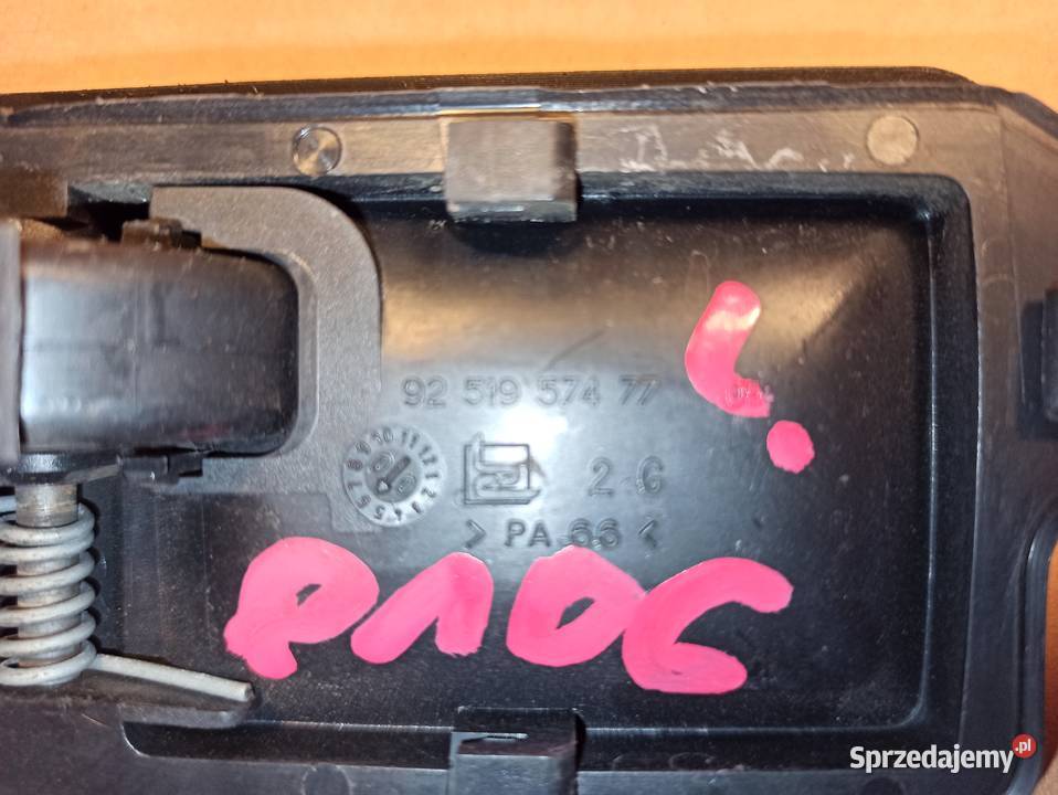 Peugeot 106 klamka lewa przód wewnętrzna Części samochodowe Bolesławiec