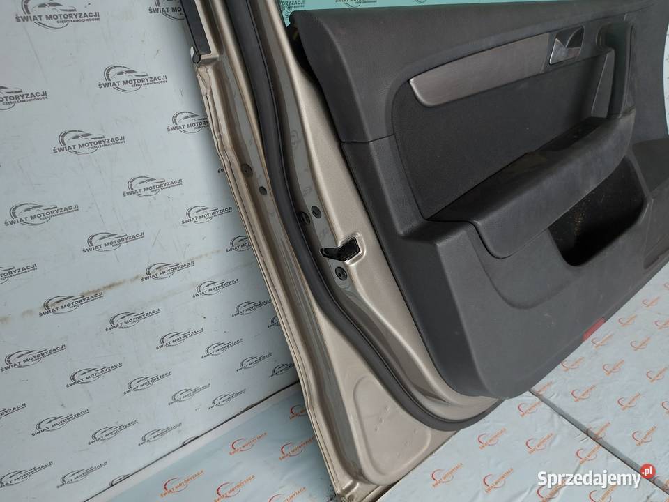 VW PASSAT 20 TDI 13r drzwi lewe przód 150 osobowe Drzwi