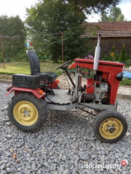 Ciągnik SAM ES 7 nieuszkodzony