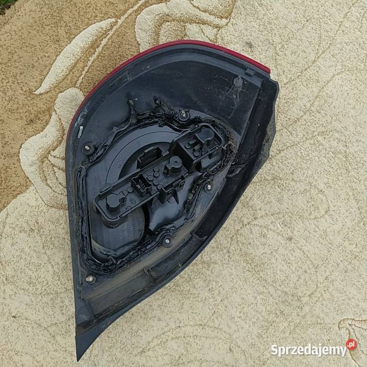 Lampa prawa tył nissan almera n16 lift hb Europa Sokołów Podlaski