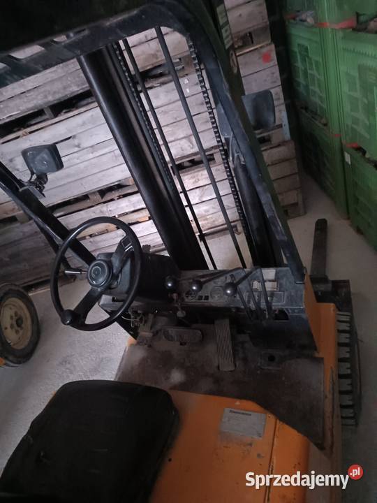 Sprzedam wózek widłowy gazowy Yale stan regulowane widły