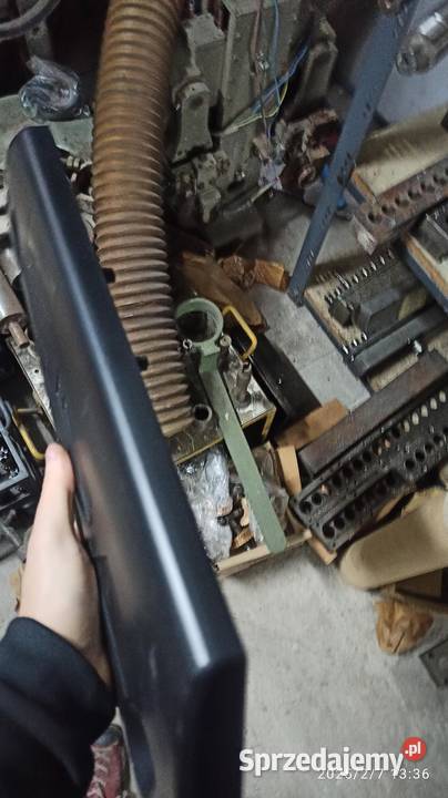 osłona plastikowa do mechanizmu posuwu duże do 4 sprzedam