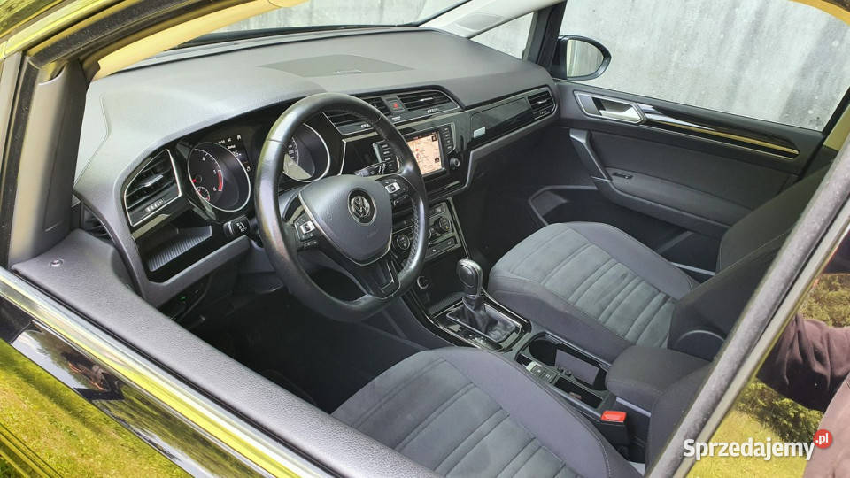 Volkswagen Touran 20 TDI Highline DSG Navi relingi dachowe Chmielnik