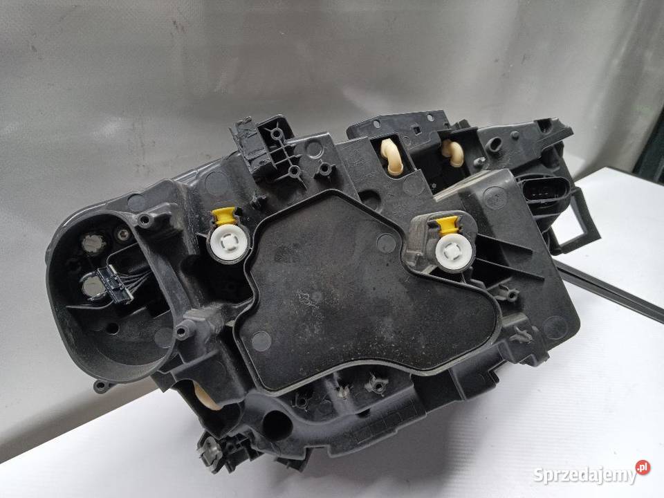 LAMPA PRZÓD PRZEDNIA LEWA VW ID4 11B941035H