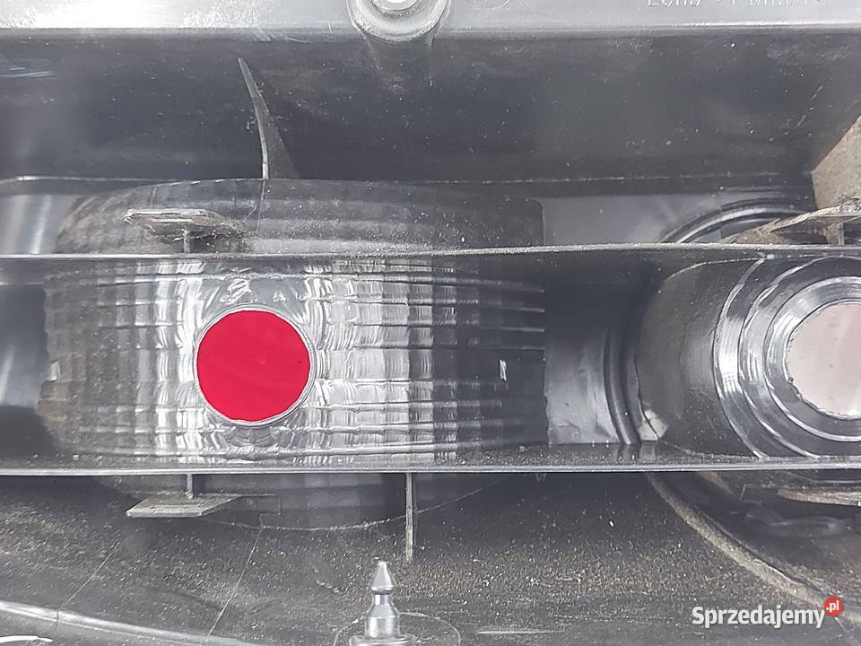 VW CRAFTER lampa prawa tył 2E0945247 świętokrzyskie