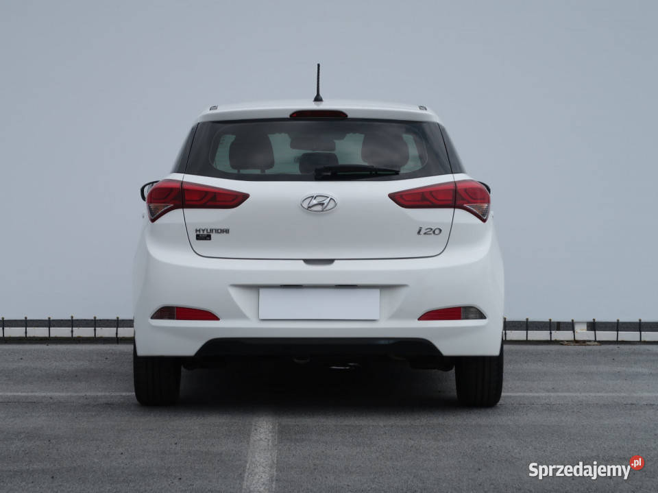 Hyundai i20 12 manualna