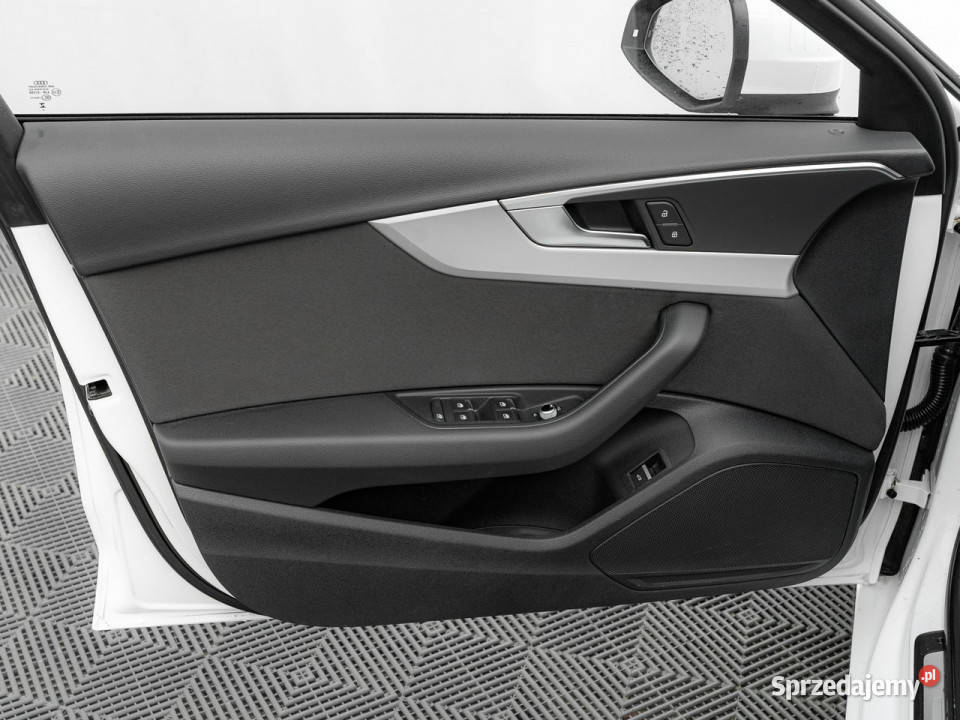 Audi A4 PY4086KA4 35 TFSI mHEV S tronic Podgrzf Gdańsk