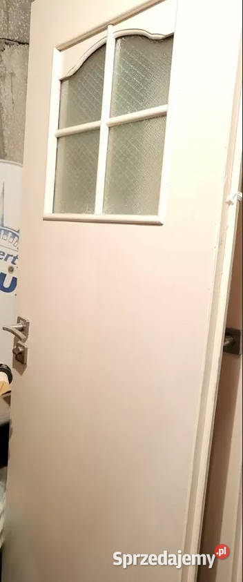 Drzwi łazienkowe 70 z witrynką klamka Ruda Śląska