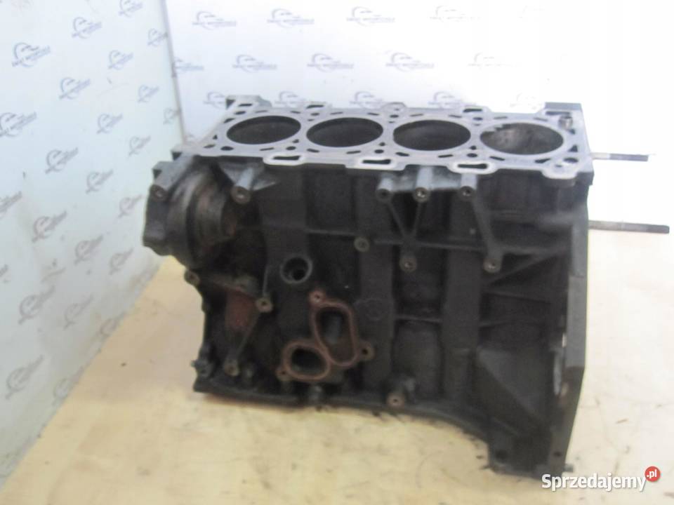 TRAFIC PRIMASTAR VIVARO 20 DCI M9R786 Blok