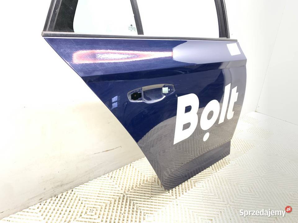 DRZWI PRAWY TYŁ SKODA FABIA III Hatchback LF5A podkarpackie